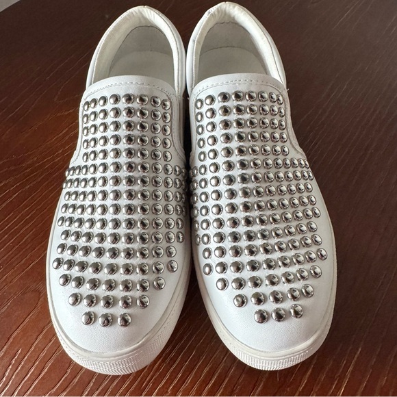Steve Madden Shoes - Steve Madden Torid White Sneakers with Silver Studs Womens Size 8 Slip On Shoes